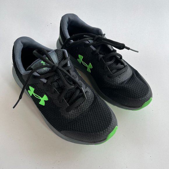 Under Armour UA Running shoes GS Surge 2 Black‎ Green Youth Size 5 Womens… - Picture 2 of 6